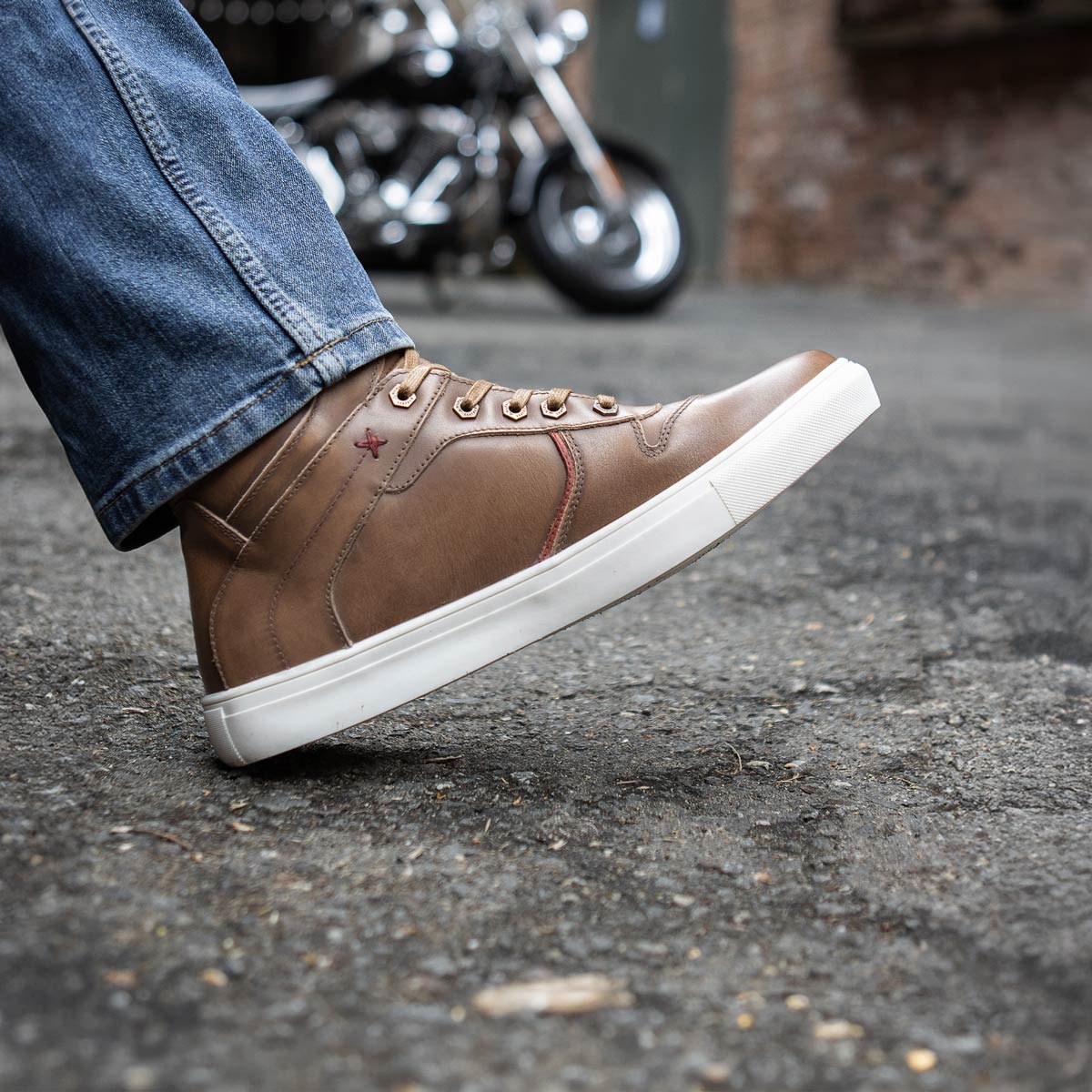MBM9154 Men's High-Top Riding Shoes Waterproof Leather Cognac