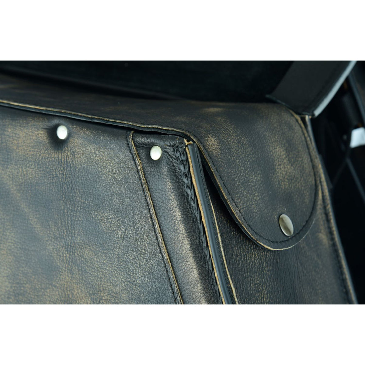 Leather Motorcycle Saddlebag No-Studs